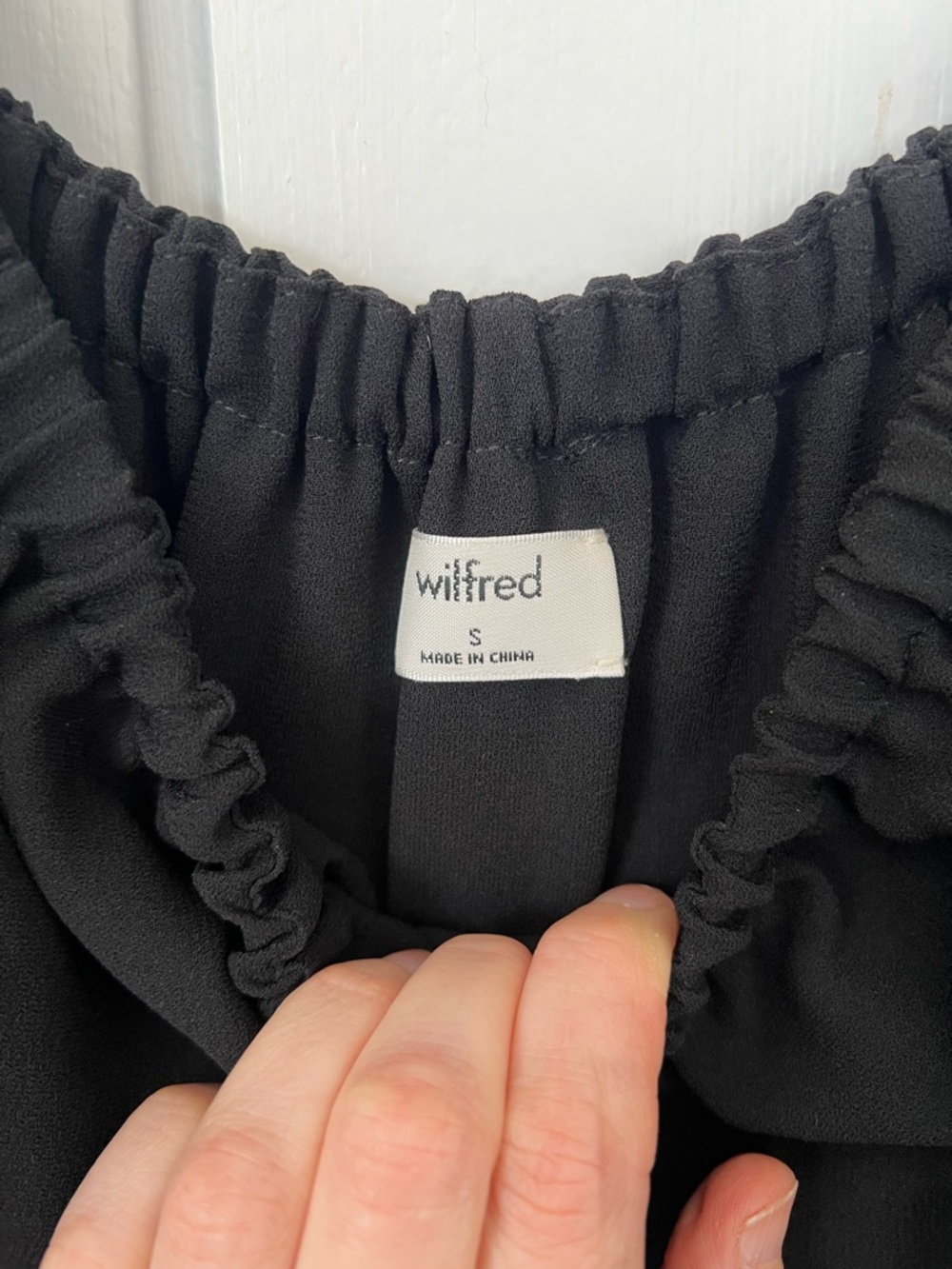Aritzia Wilfred Hosta Black Off-Shoulder Mini Dress - Picture 3 of 3